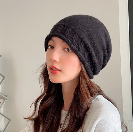 Women's Winter Pullover Drawstring Crimp Warm Hat