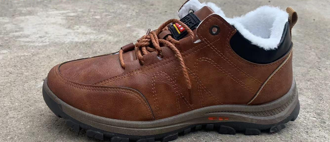 Orthopedic Leather Sneakers Image 3