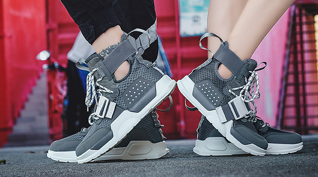 Breathable Sneakers 1
