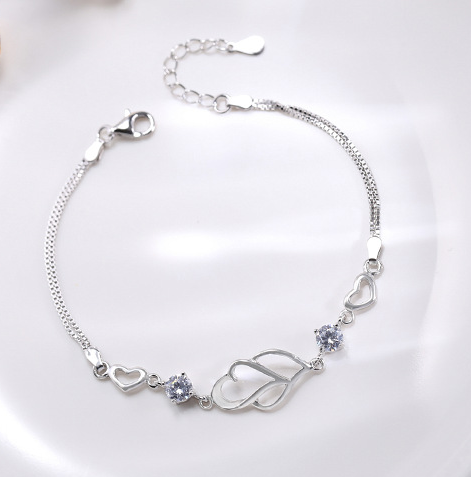 S925 Silver Heart Bracelet Display
