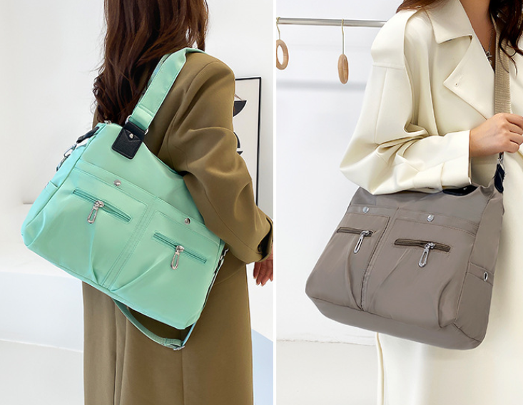 Crossbody Bag Image 4