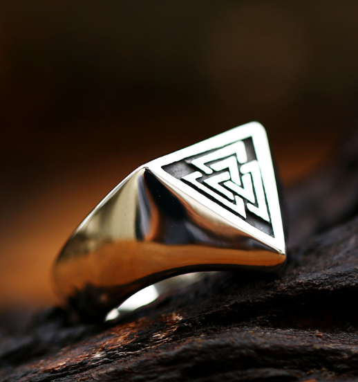 Beowulf Regalia Ring - Image 2