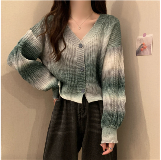 Thin Sweater in Pink