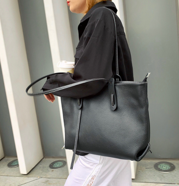 Large-capacity Bag Leather Portable Tote Bag - Side View