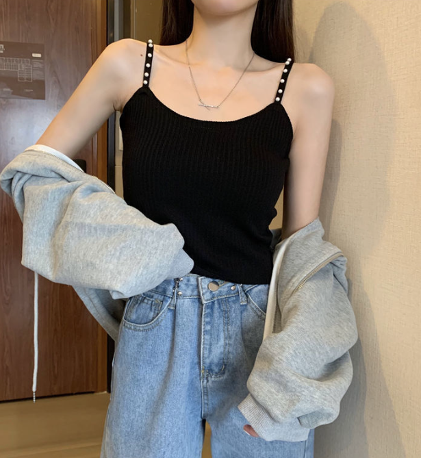 Pearl Sling Knitted Beauty Vest Image 3