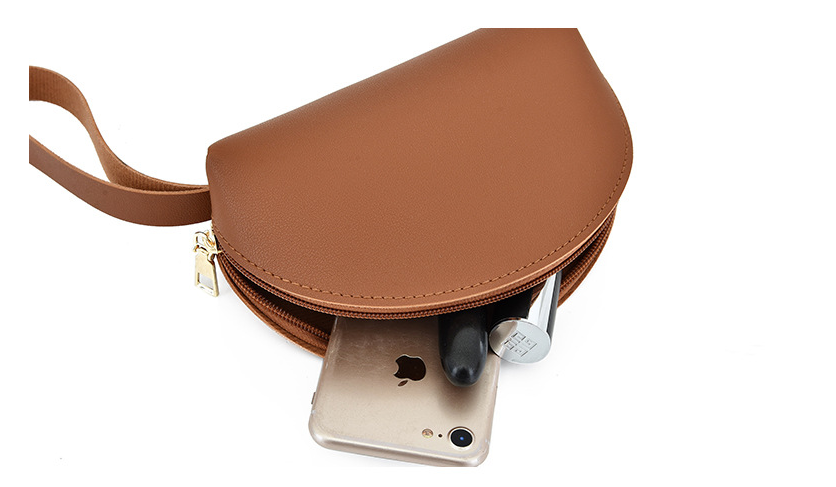 Shoulder Bag Image 9