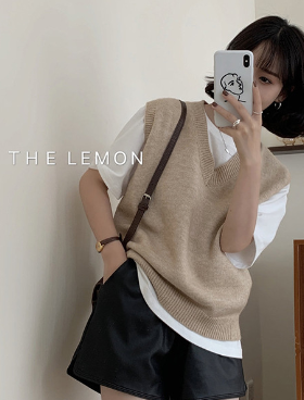 Thin Knitted Vest Detail 4