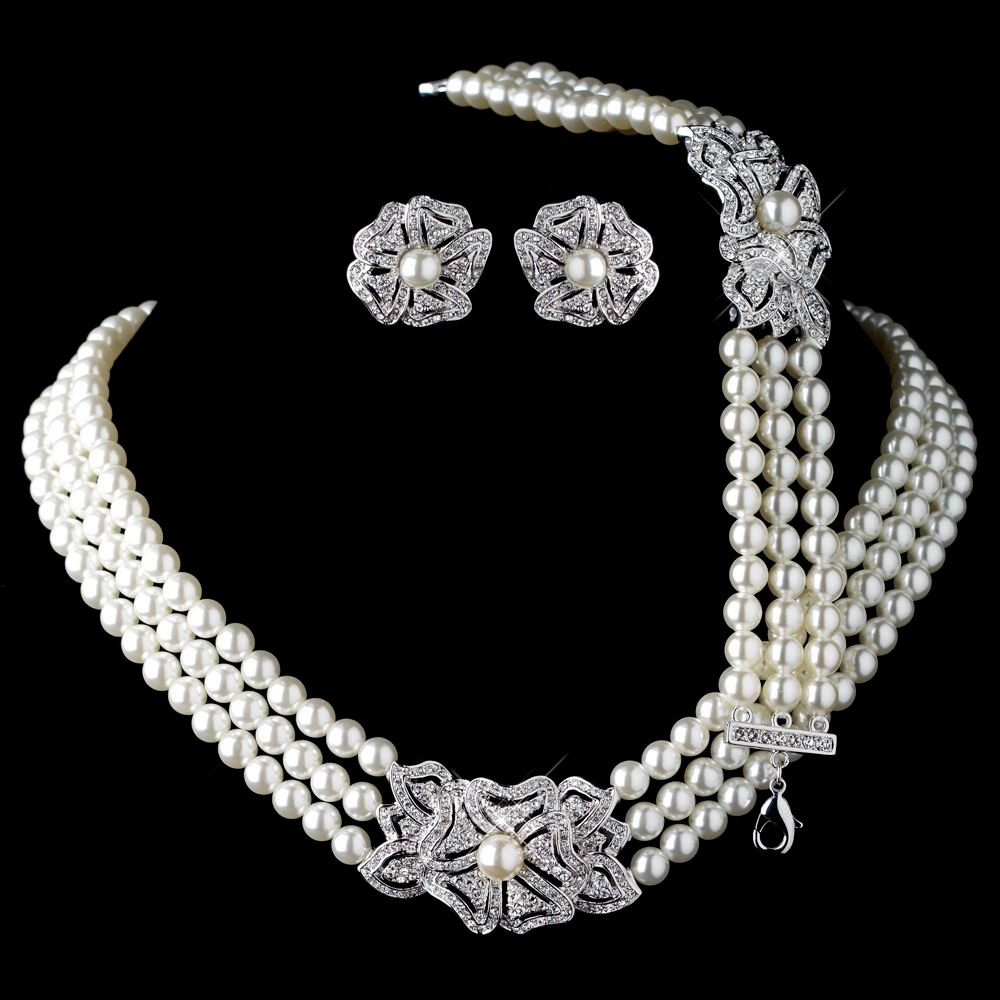 Bridal Jewelry Set Image 3