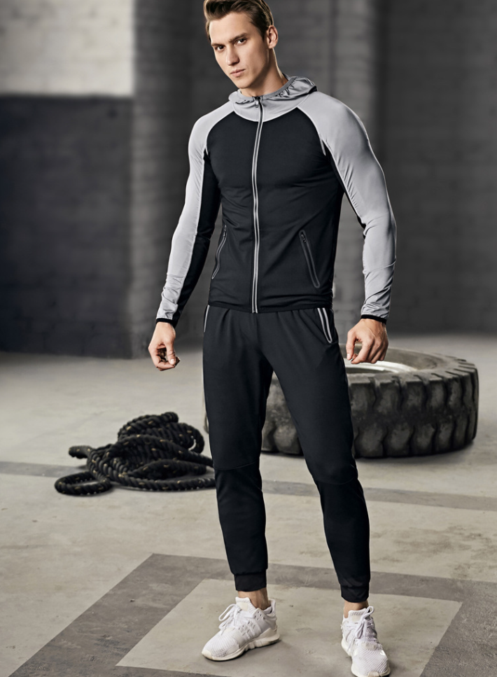 Men's Sports Fitness Set Image 1