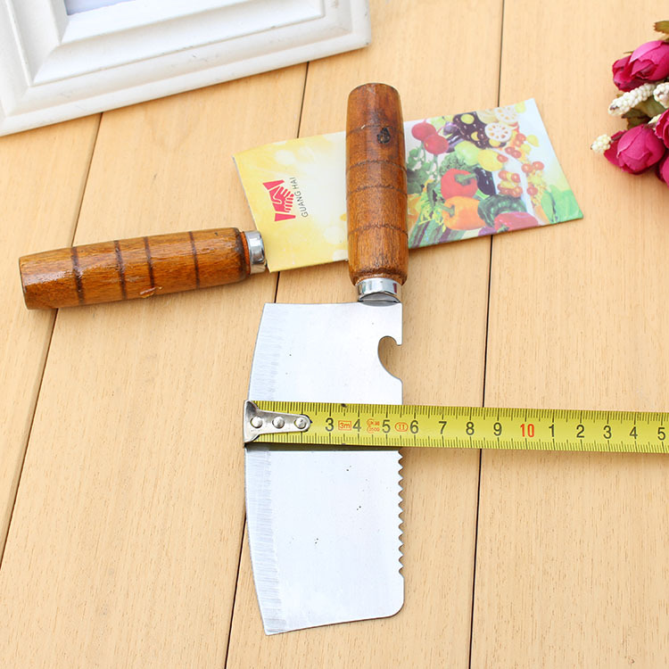 Chopping Knife in Use