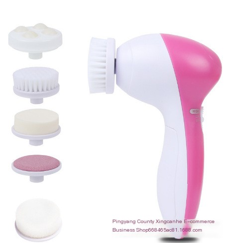 5-in-1 Facial Cleanser Image 2