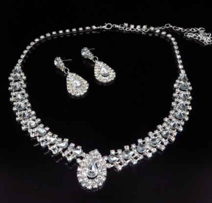 Elegant Bridal Jewelry