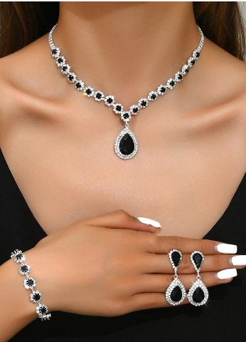 Jewelry Set Image 2
