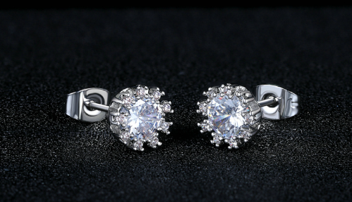 Diamond Earrings Image 4