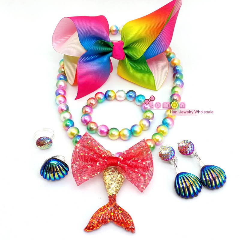 Mermaid Tail Bow Necklace