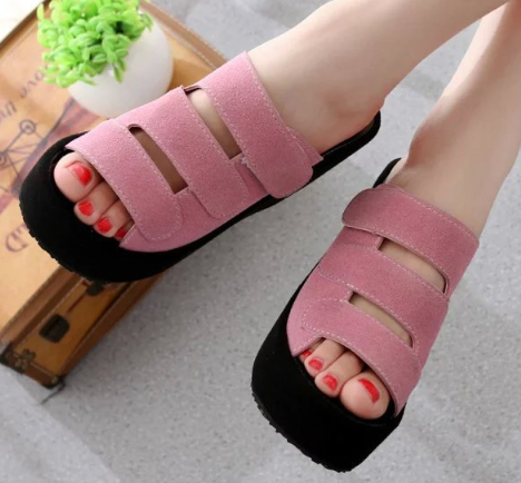 Fashion Sandals Image 3