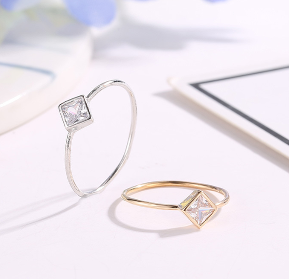White K Ring