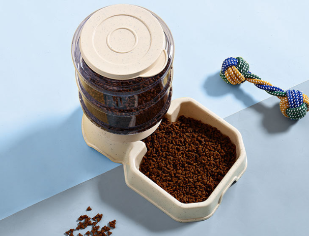 Pet Water Feeder