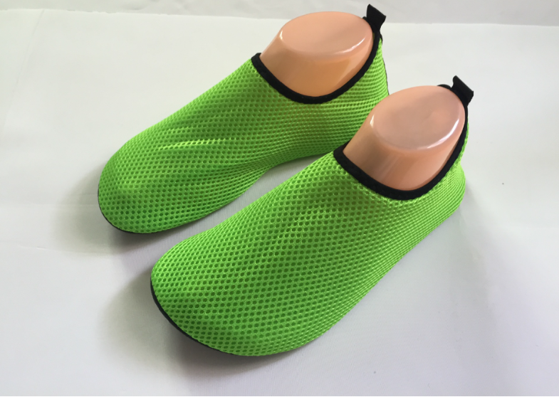 Breathable Beach Shoes 1