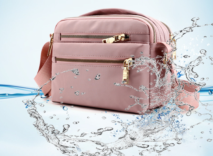 Fashionable Waist Bag Image 1