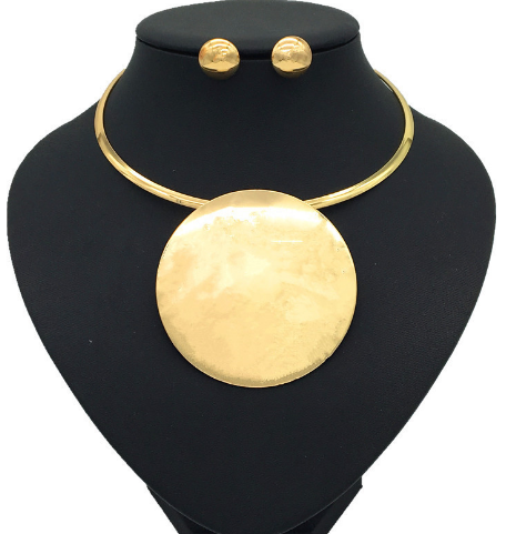 Nigerian Bride Necklace Set Image 1