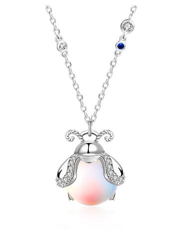 Aurora Firefly Necklace Close-up