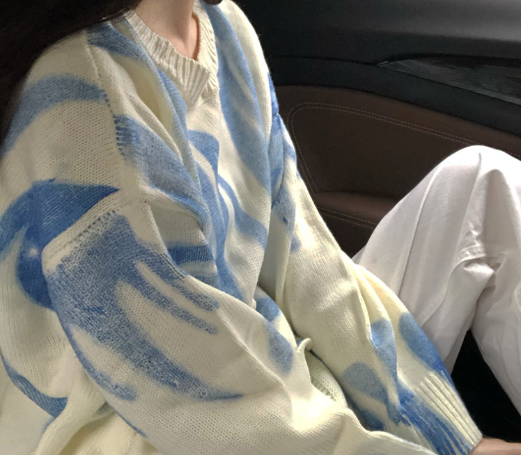 Sweater Image 1