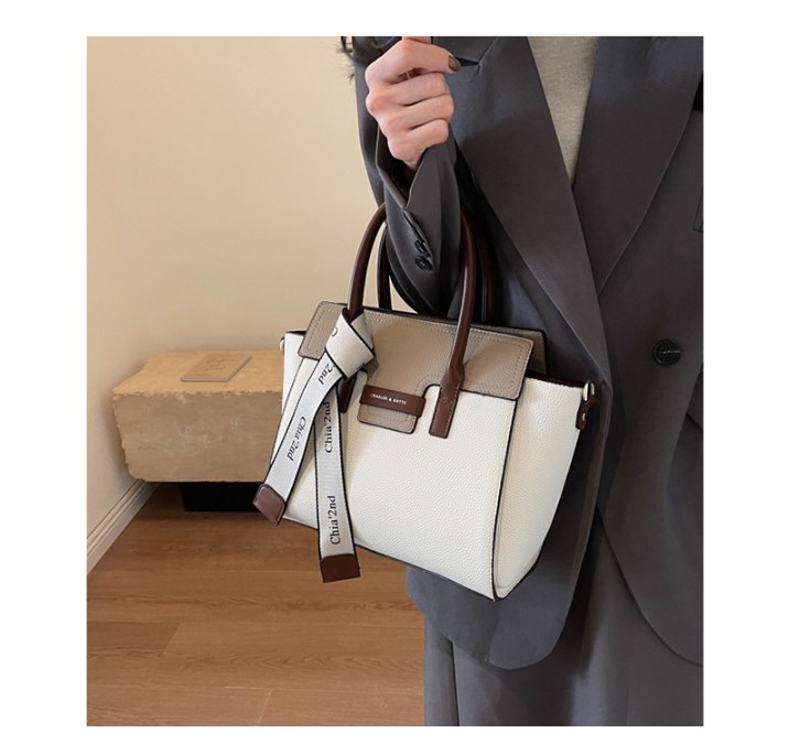 Color Block Wing Bag Image 5