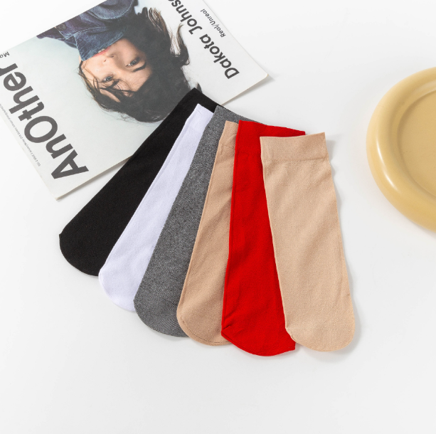 Women's Short Socks 2