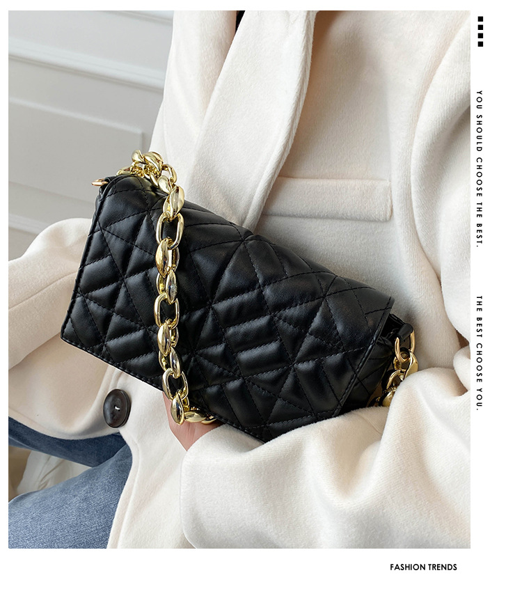 Diamond Jacquard Flip Bag