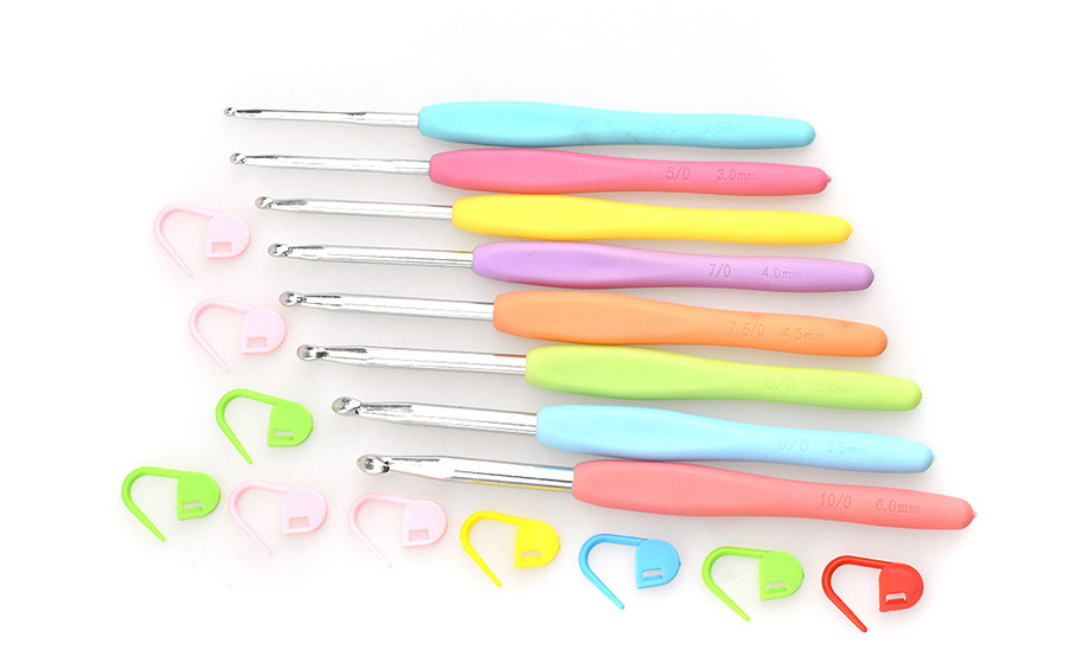 Crochet Needles Kit 8 PIECES