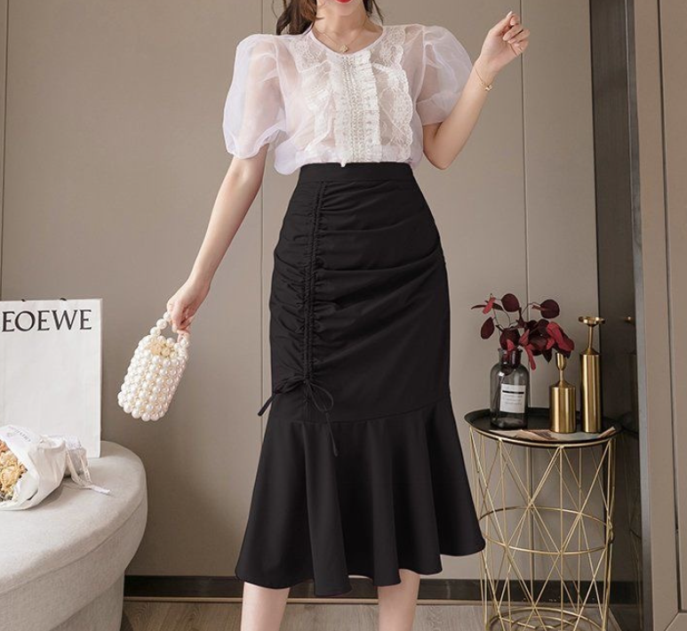 High-Waisted A-Line Skirt Image 3