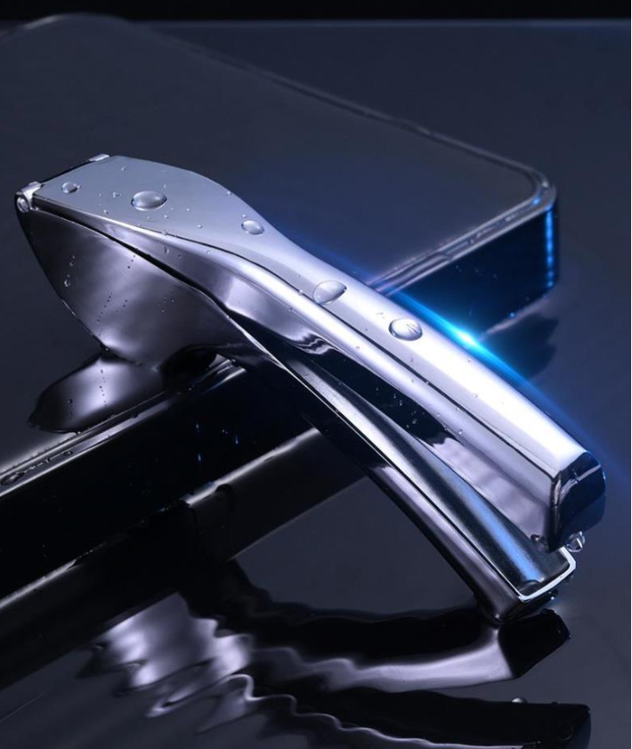 Garlic press image 4