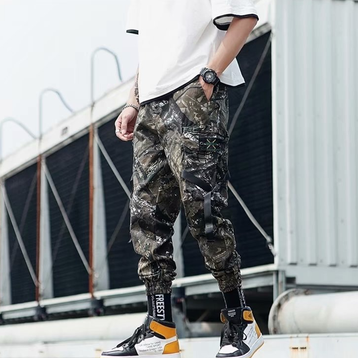 Stylish Camouflage Print Reflective Patchwork Casual Pants