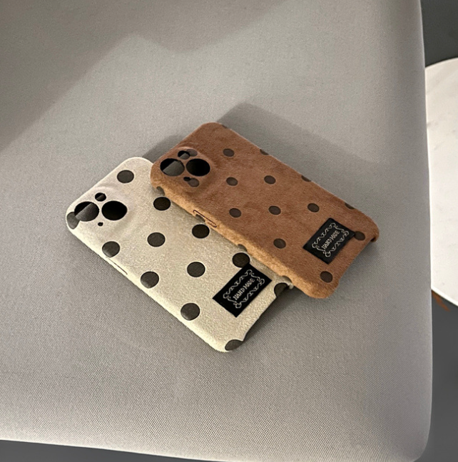 Fluffy Wave Dot Phone Case