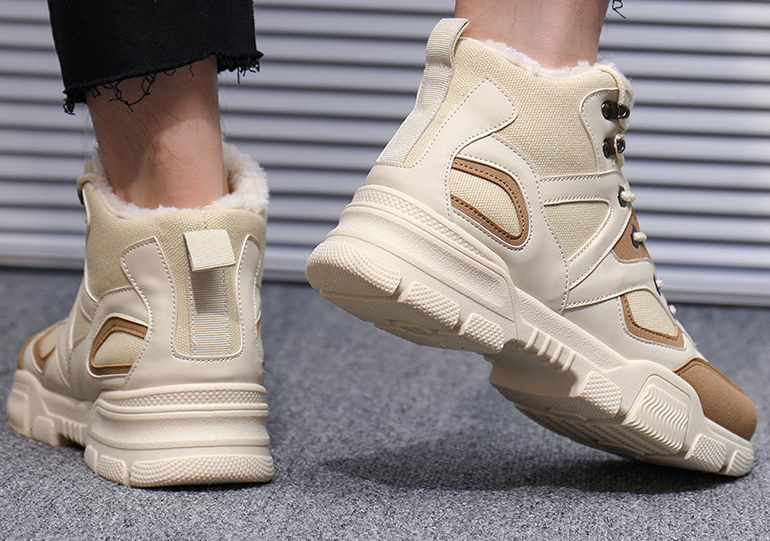 High-top Hiking Shoes