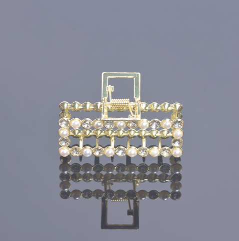 Pearl Hair Clip 2