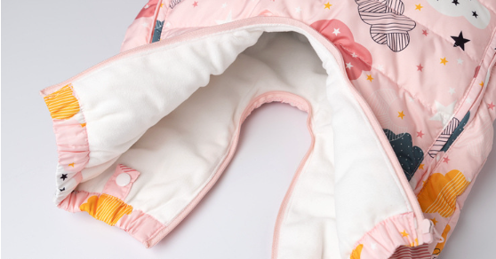 New Baby Down Jacket Jumpsuit Winter Baby Boys and Girls Thickened Ha-ha Clothes Newborn Outfit Foot Holding Clothes Korean