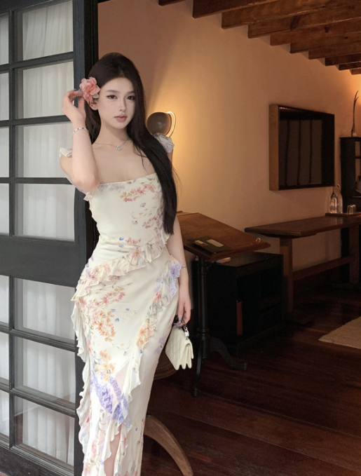 Summer Waist Slimming Dress Image 1