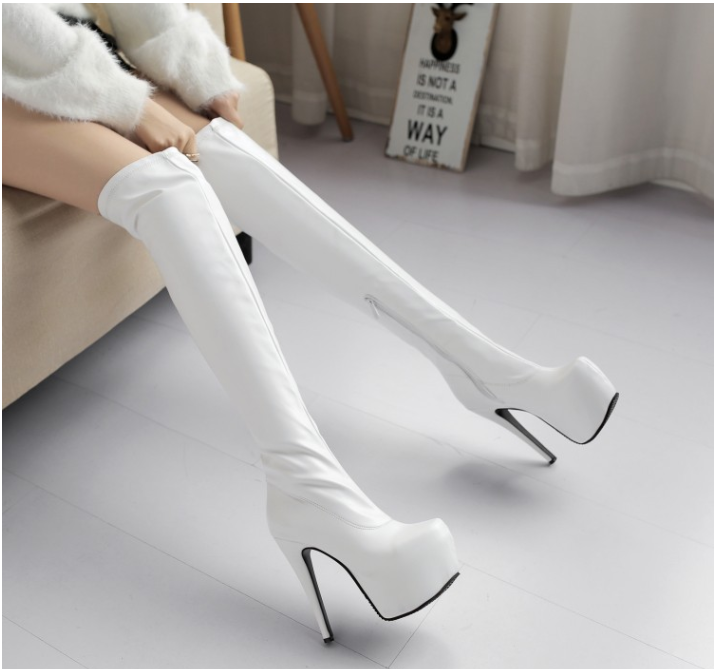 Chic Fashion Footwear