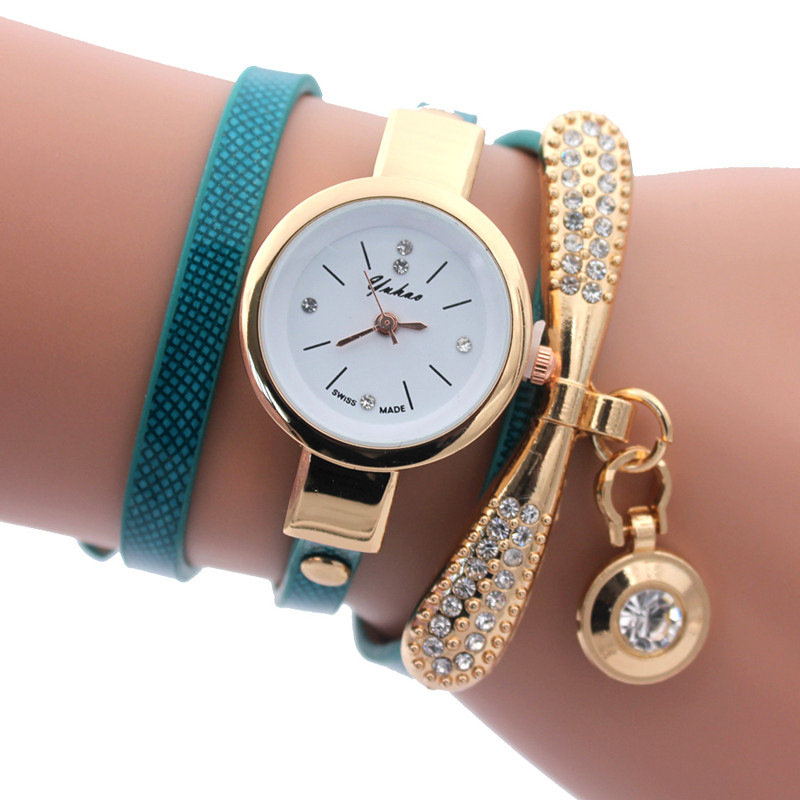 Gold Woven Triple Circle Pendant Wristwatch Image 5