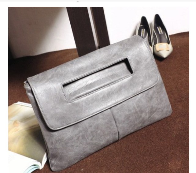 Chic Messenger Bag Display