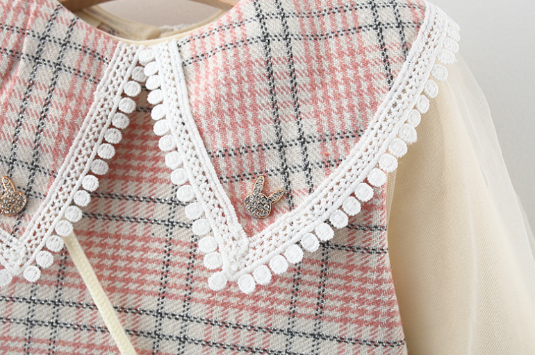 Children's dress image 3