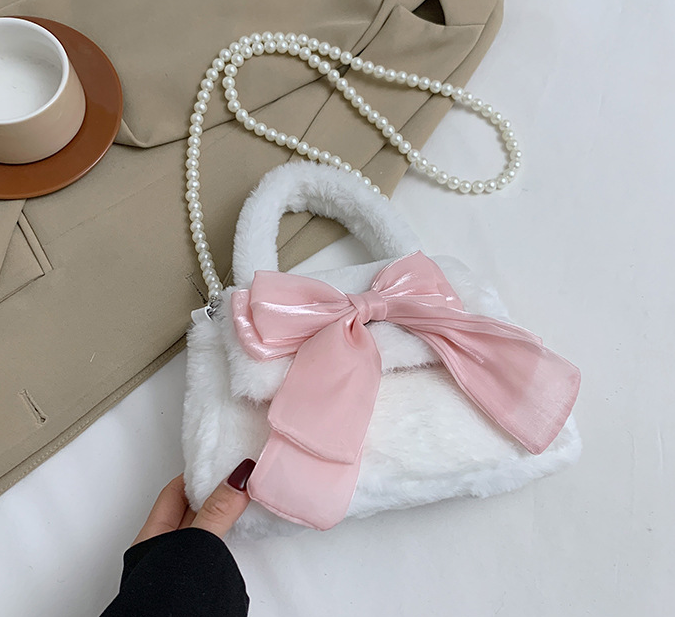 Bucket Bag Image 3
