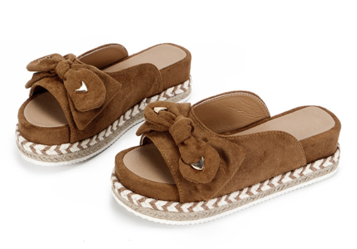 Bowtie Sandals Feature 3