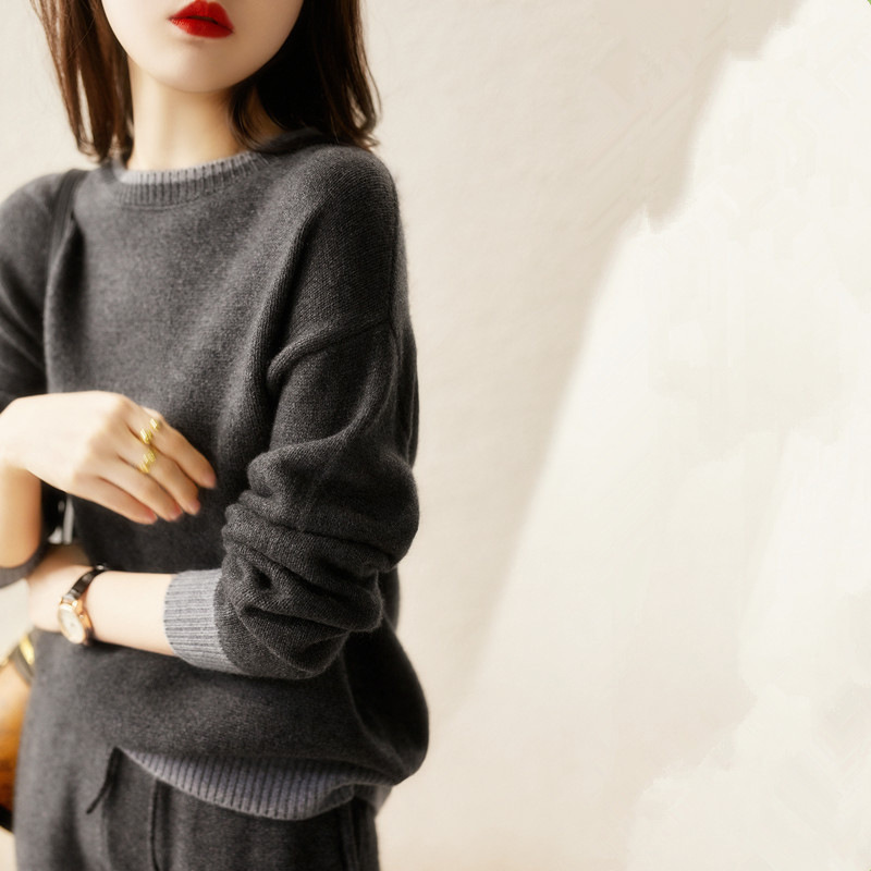 Sweater Image 2