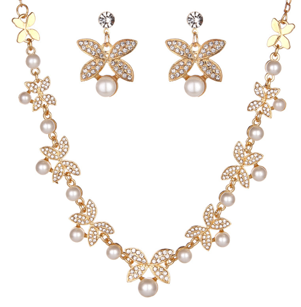 Bridal Jewelry Set in Gold and Silver