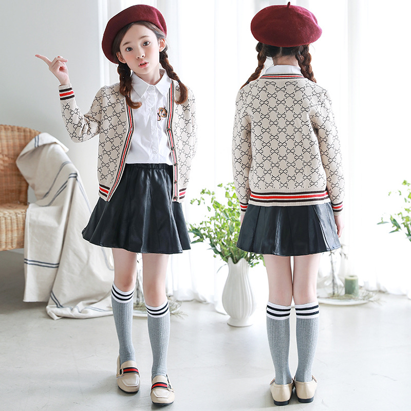 Children's knitted cardigan image
