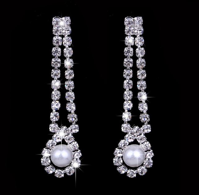 Bridal Jewelry Set Display