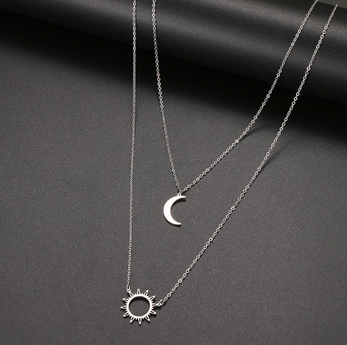 Colar Verdandi Sol e Lua - Silver Color